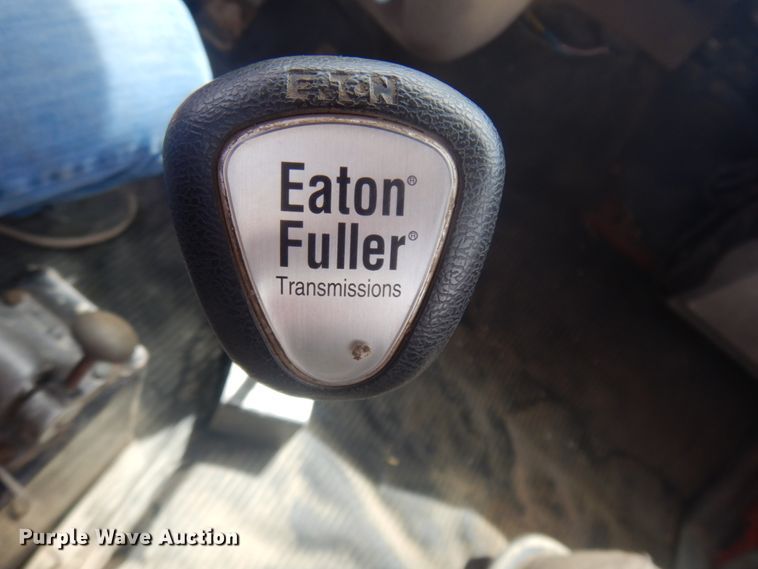 image for item DM5417 1980 Ford 8000  drilling rig truck