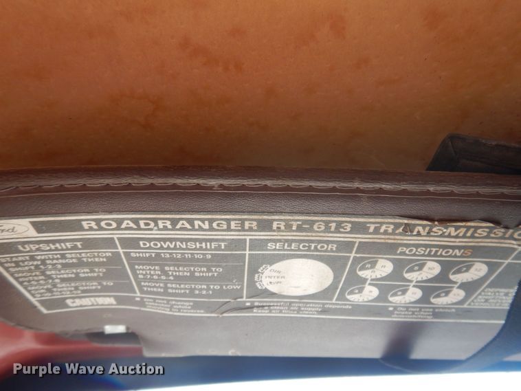 image for item DM5417 1980 Ford 8000  drilling rig truck