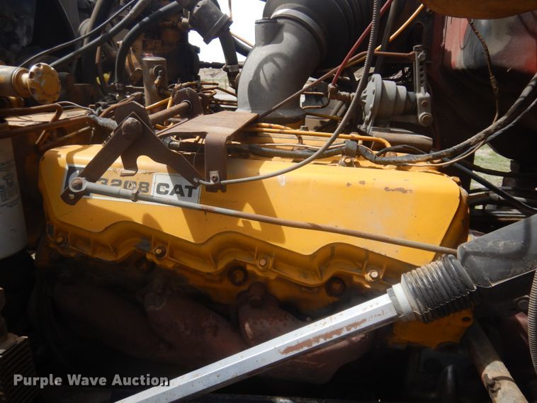 image for item DM5417 1980 Ford 8000  drilling rig truck