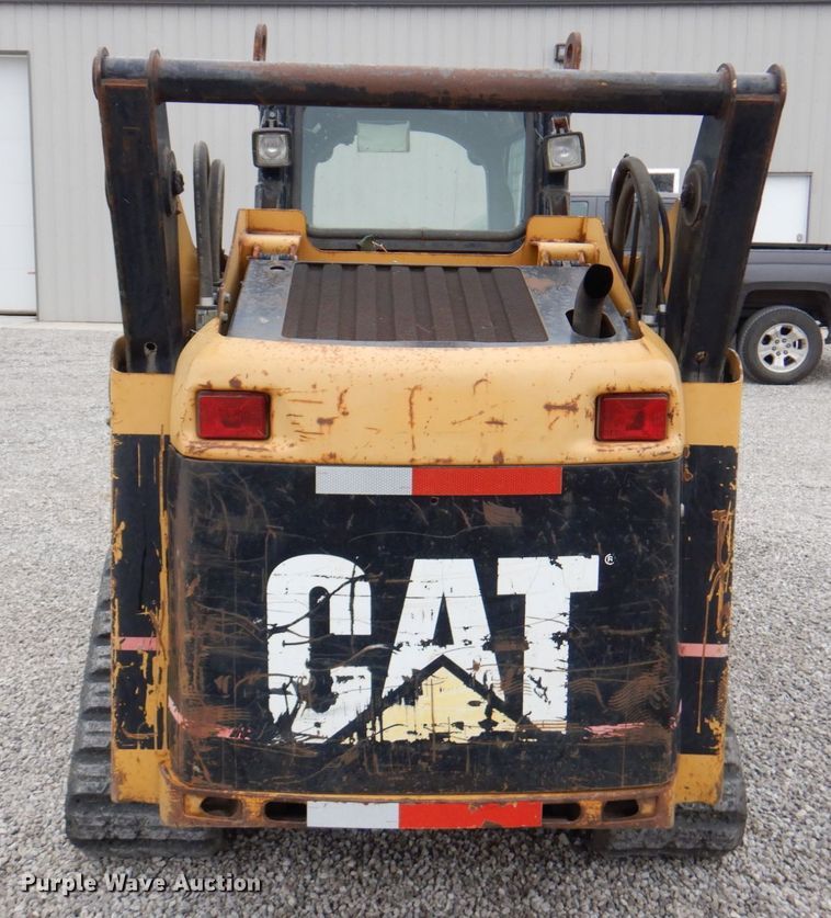 image for item DM6117 2006 Caterpillar 257B  tracked skid steer loader