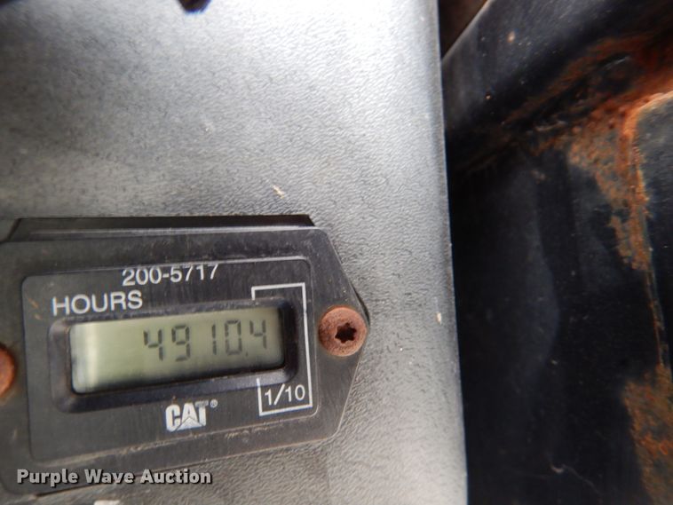 image for item DM6117 2006 Caterpillar 257B  tracked skid steer loader