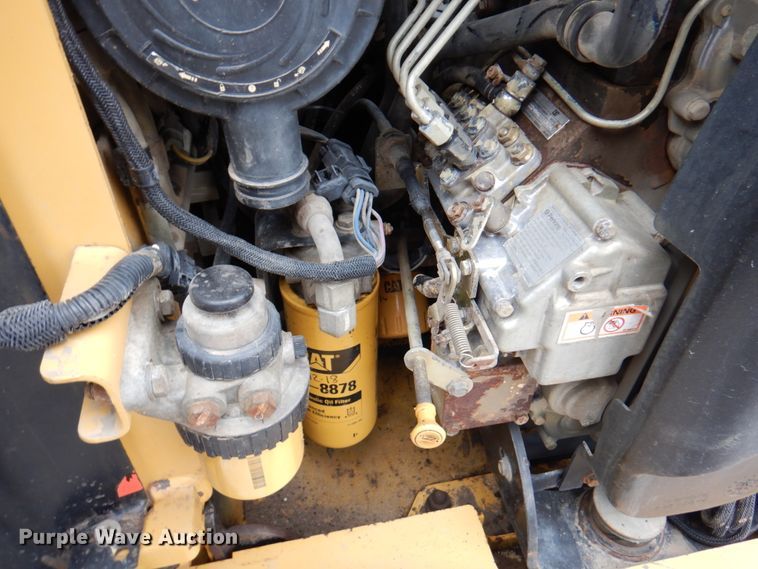 image for item DM6117 2006 Caterpillar 257B  tracked skid steer loader