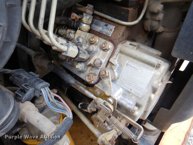 image for item DM6117 2006 Caterpillar 257B  tracked skid steer loader