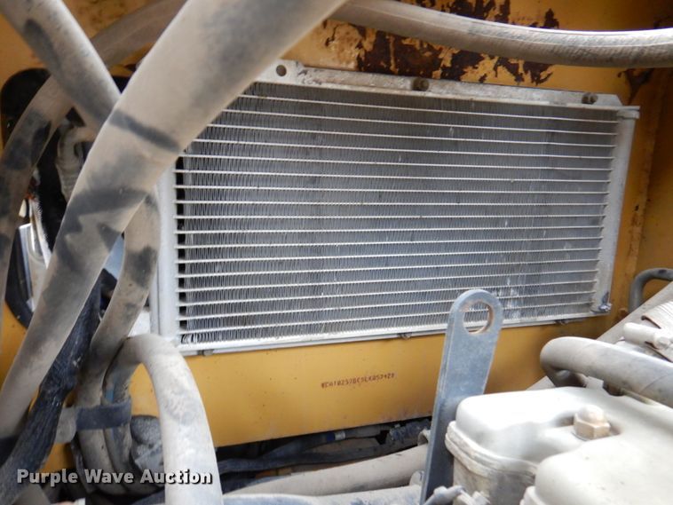 image for item DM6117 2006 Caterpillar 257B  tracked skid steer loader