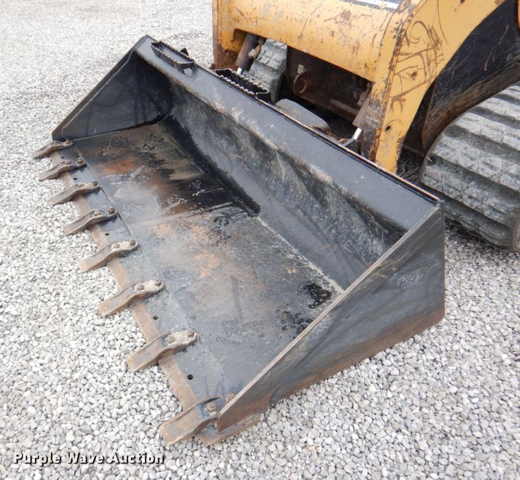 image for item DM6117 2006 Caterpillar 257B  tracked skid steer loader