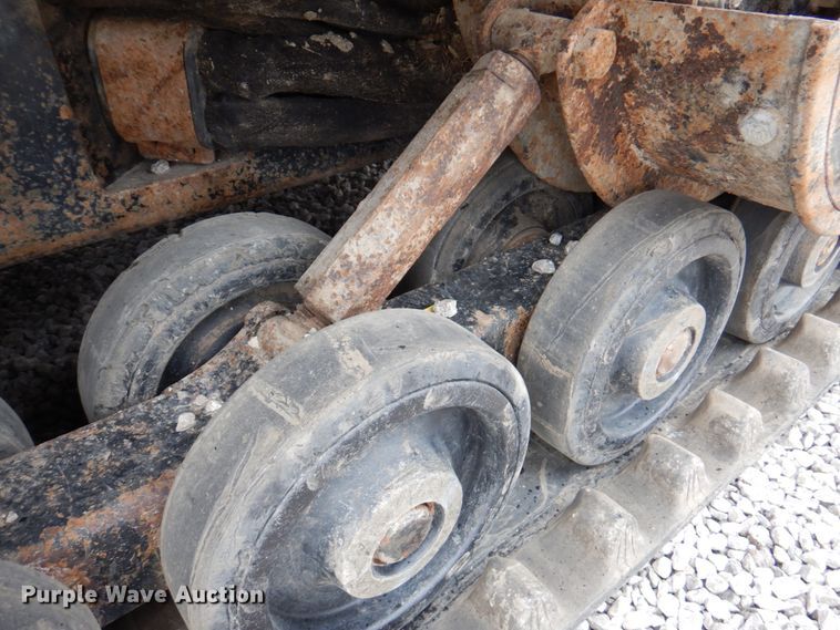 image for item DM6117 2006 Caterpillar 257B  tracked skid steer loader