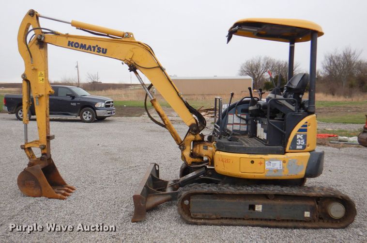 image for item DM6118 2012 Komatsu PC35MR-3  mini excavator