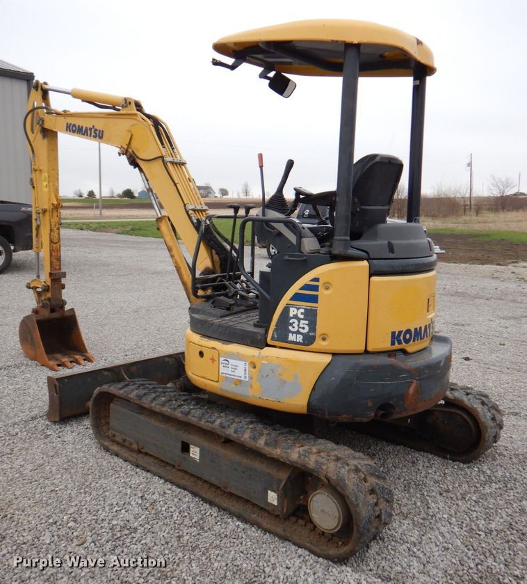 image for item DM6118 2012 Komatsu PC35MR-3  mini excavator