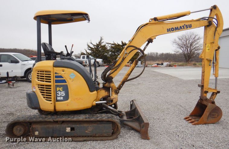 image for item DM6118 2012 Komatsu PC35MR-3  mini excavator