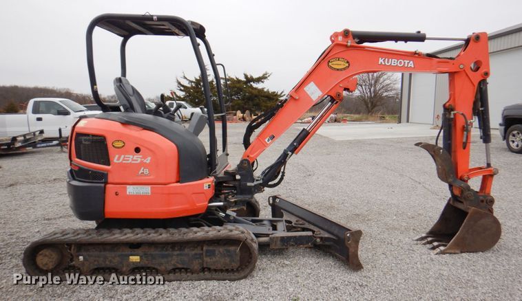 image for item DM6119 2015 Kubota U35-4  mini excavator