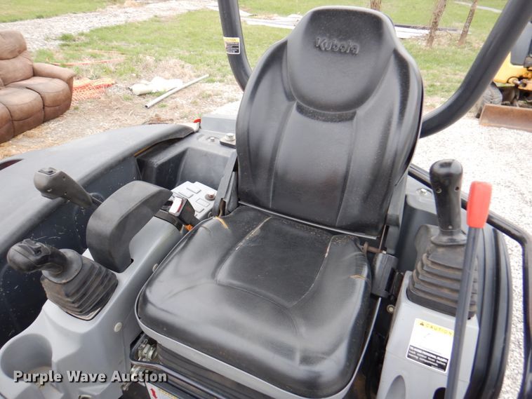 image for item DM6119 2015 Kubota U35-4  mini excavator