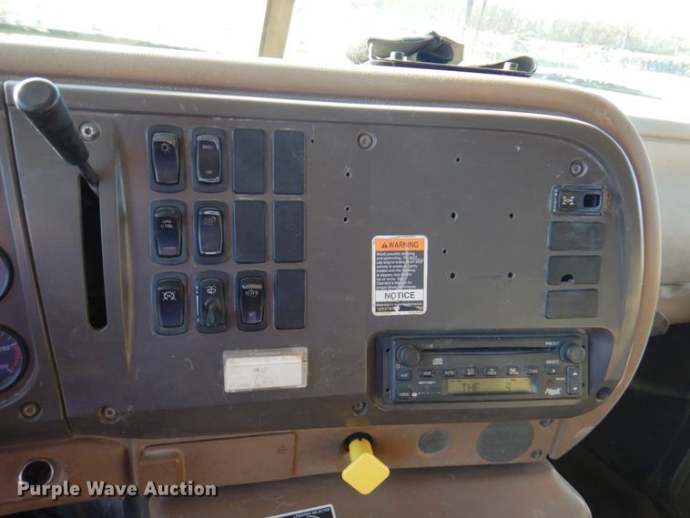 image for item DM6121 2007 Mack CV713  dump truck