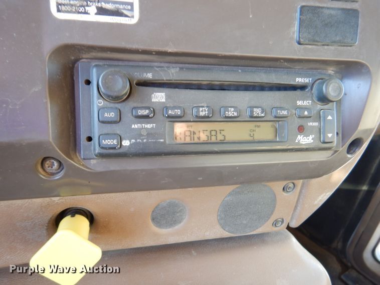 image for item DM6121 2007 Mack CV713  dump truck