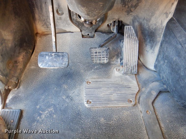 image for item DM6121 2007 Mack CV713  dump truck