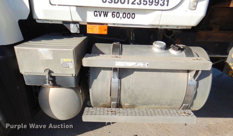 image for item DM6121 2007 Mack CV713  dump truck