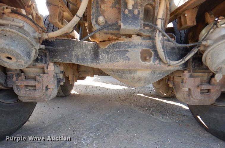 image for item DM6121 2007 Mack CV713  dump truck
