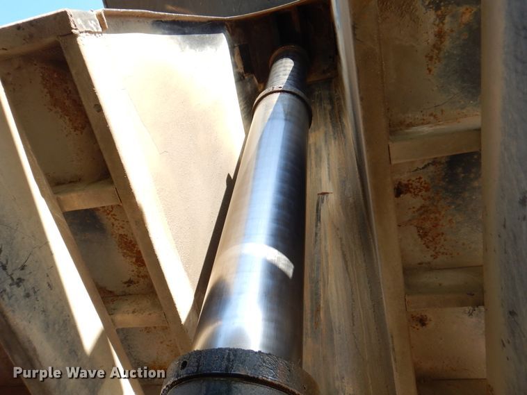 image for item DM6121 2007 Mack CV713  dump truck