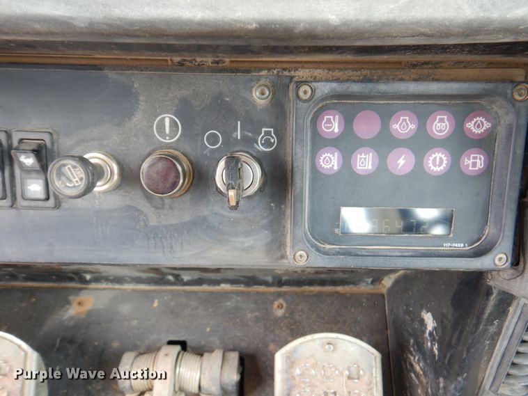 image for item DM6122 2001 Caterpillar 963C  track loader