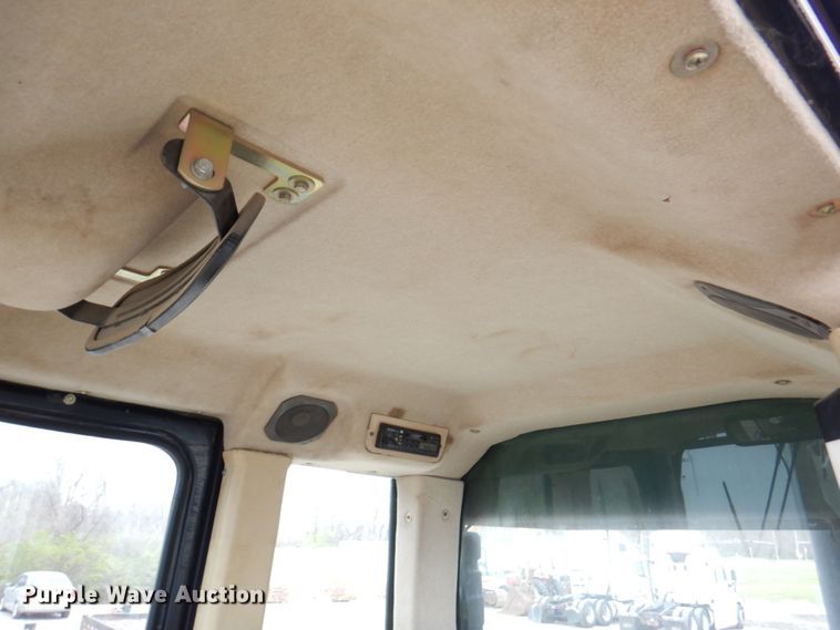 image for item DM6122 2001 Caterpillar 963C  track loader