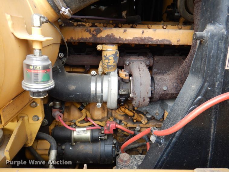 image for item DM6122 2001 Caterpillar 963C  track loader