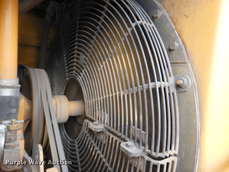 image for item DM6122 2001 Caterpillar 963C  track loader