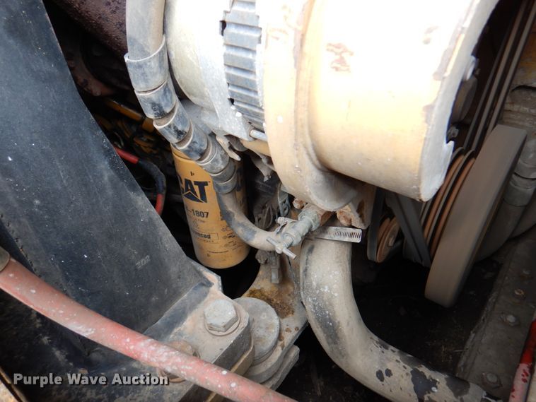 image for item DM6122 2001 Caterpillar 963C  track loader