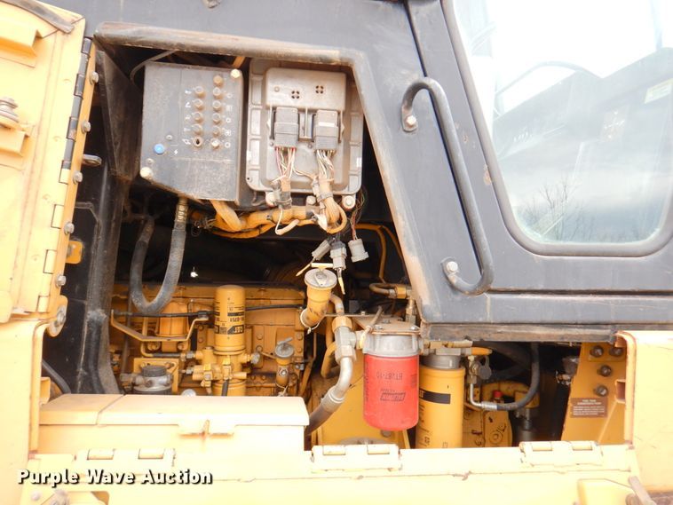 image for item DM6122 2001 Caterpillar 963C  track loader