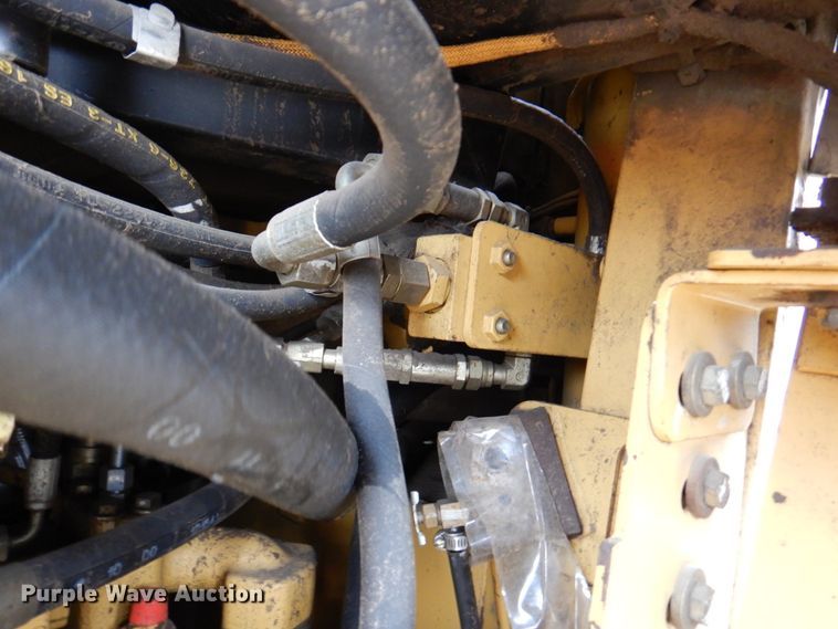 image for item DM6122 2001 Caterpillar 963C  track loader