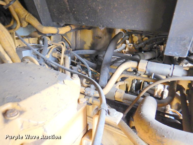 image for item DM6122 2001 Caterpillar 963C  track loader