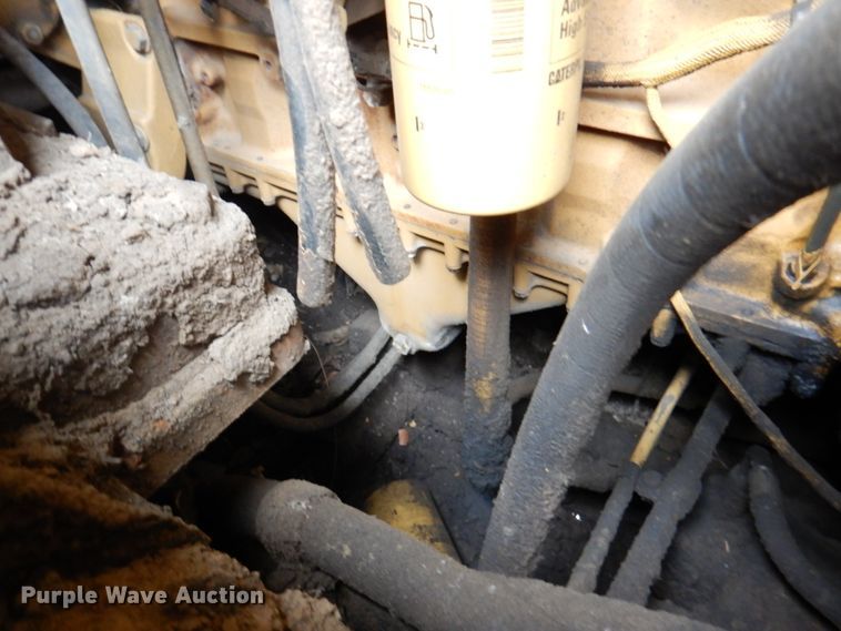 image for item DM6122 2001 Caterpillar 963C  track loader