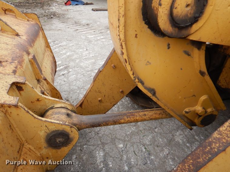 image for item DM6122 2001 Caterpillar 963C  track loader