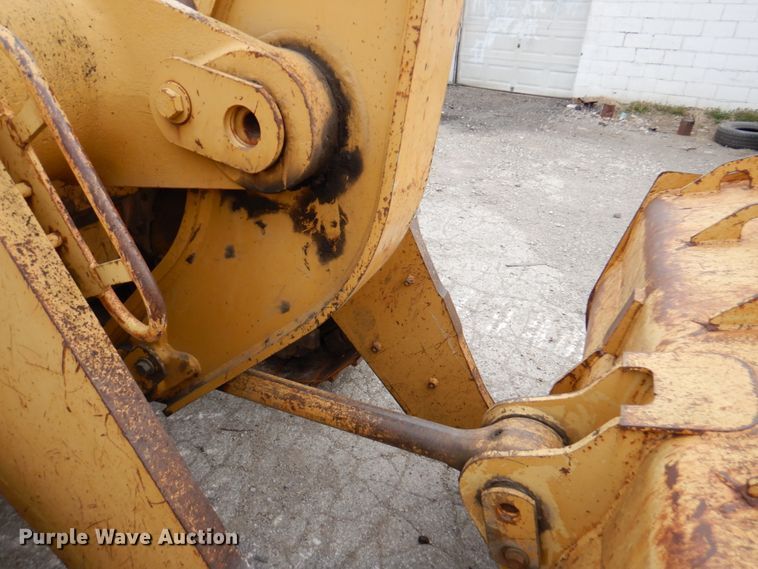 image for item DM6122 2001 Caterpillar 963C  track loader