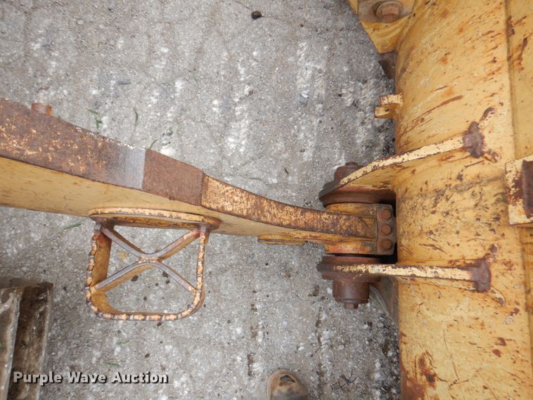 image for item DM6122 2001 Caterpillar 963C  track loader