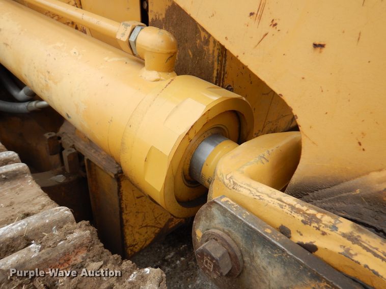 image for item DM6122 2001 Caterpillar 963C  track loader