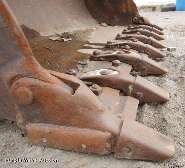 image for item DM6122 2001 Caterpillar 963C  track loader