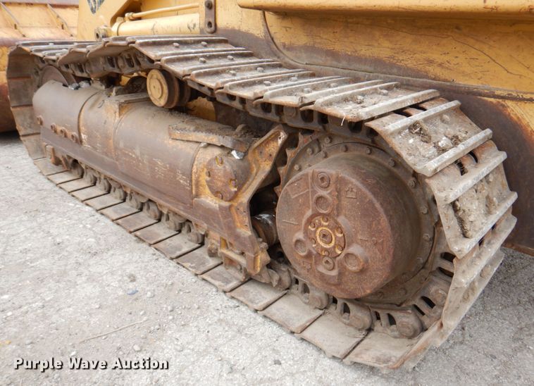 image for item DM6122 2001 Caterpillar 963C  track loader