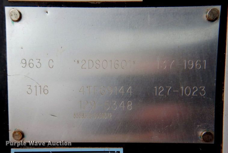 image for item DM6122 2001 Caterpillar 963C  track loader