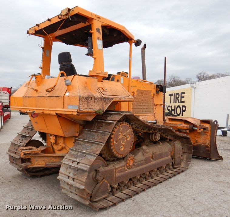 image for item DM6124 1999 Caterpillar D6M XL  dozer