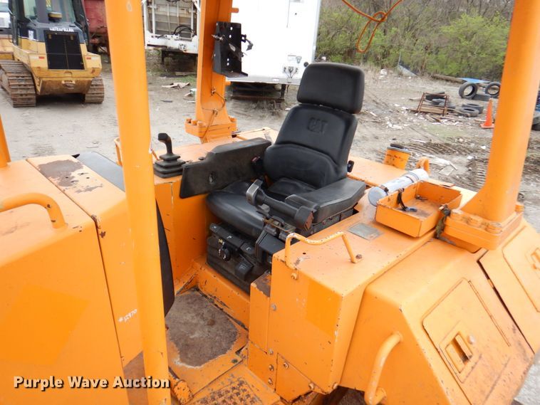 image for item DM6124 1999 Caterpillar D6M XL  dozer