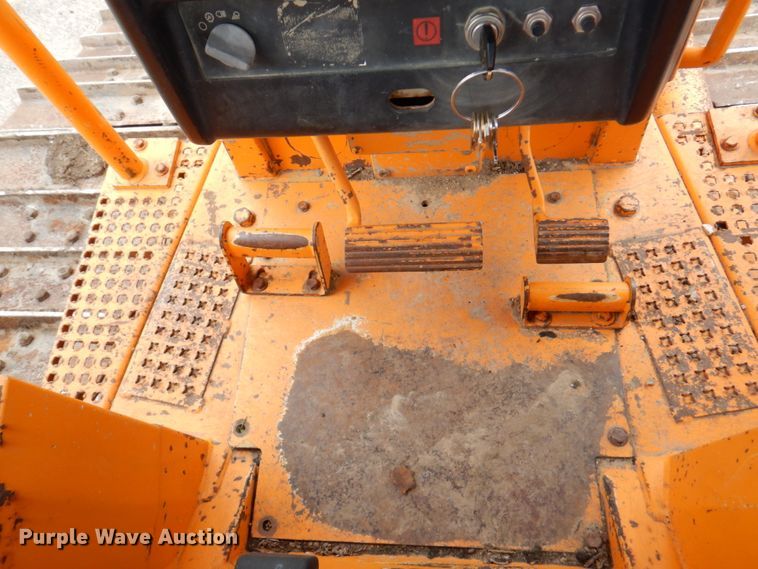 image for item DM6124 1999 Caterpillar D6M XL  dozer