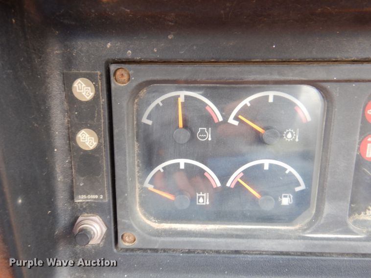 image for item DM6124 1999 Caterpillar D6M XL  dozer