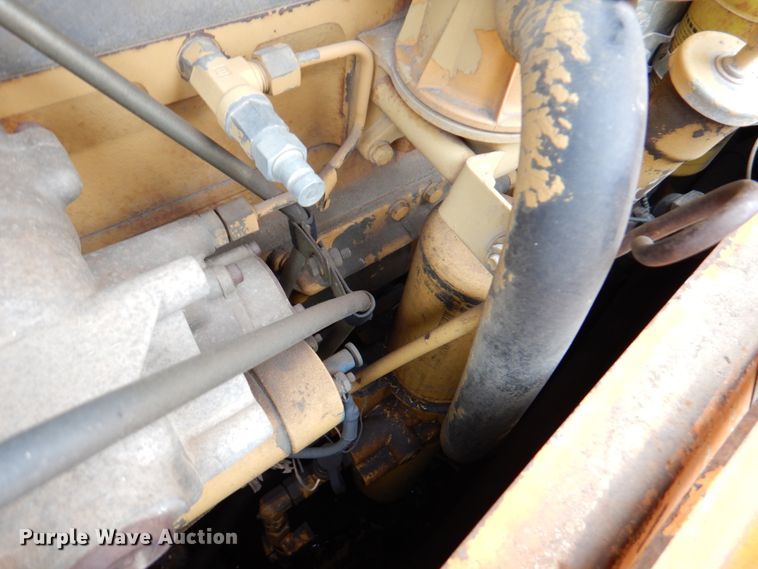 image for item DM6124 1999 Caterpillar D6M XL  dozer