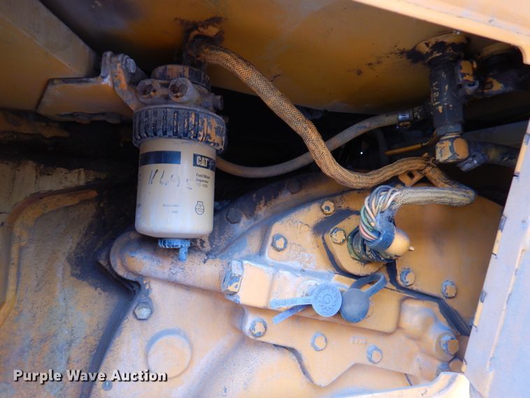 image for item DM6124 1999 Caterpillar D6M XL  dozer