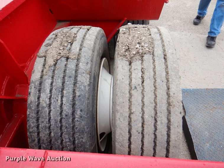 image for item DM6126 2005 Trail King TK110HDG-503  lowboy equipment trailer