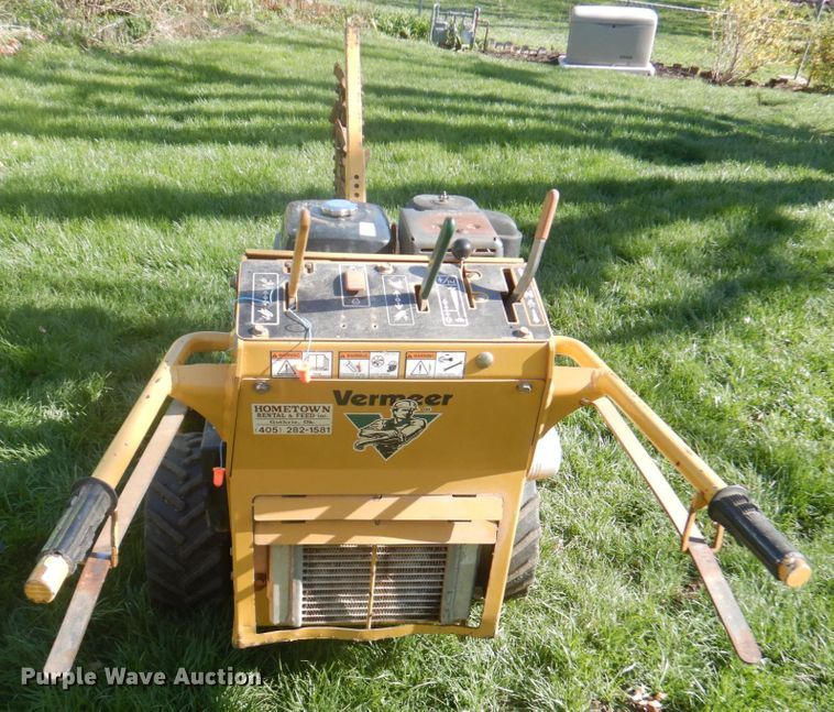 image for item DM6134 2006 Vermeer RT100  trencher