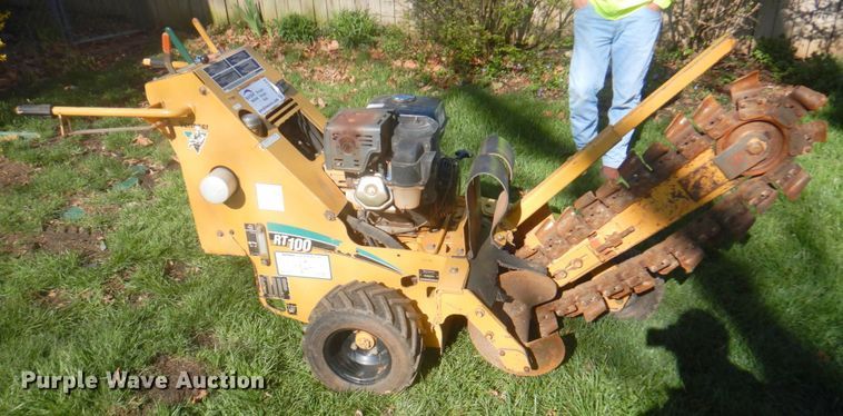 image for item DM6134 2006 Vermeer RT100  trencher
