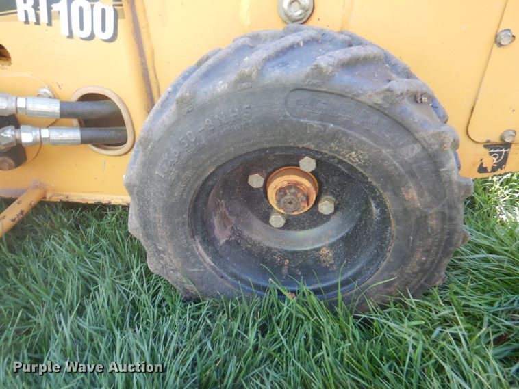 image for item DM6134 2006 Vermeer RT100  trencher