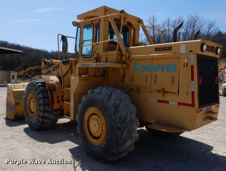 image for item DM7288 Clark 125B  wheel loader