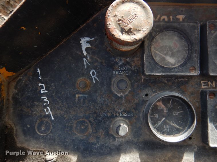 image for item DM7288 Clark 125B  wheel loader