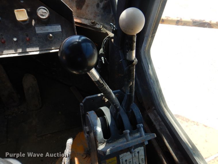 image for item DM7288 Clark 125B  wheel loader